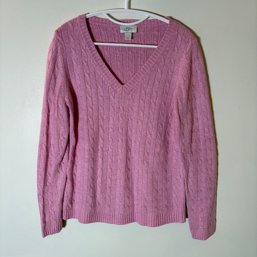 LOFT Pink Cable Knit V-Neck Sweater‎ Size Large Rabbit Hair Blend